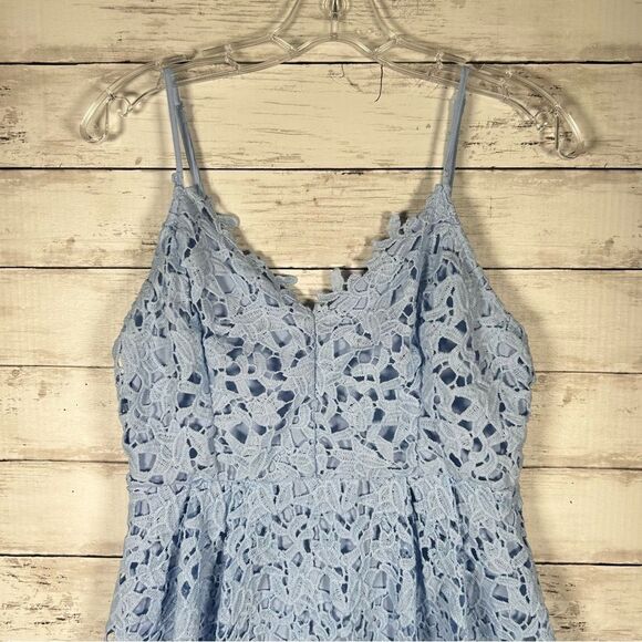 ASTR The Label Lace Overlay Blue Fit Flare Sleeveless Midi Eyelet Dress Sz M - Picture 6 of 12